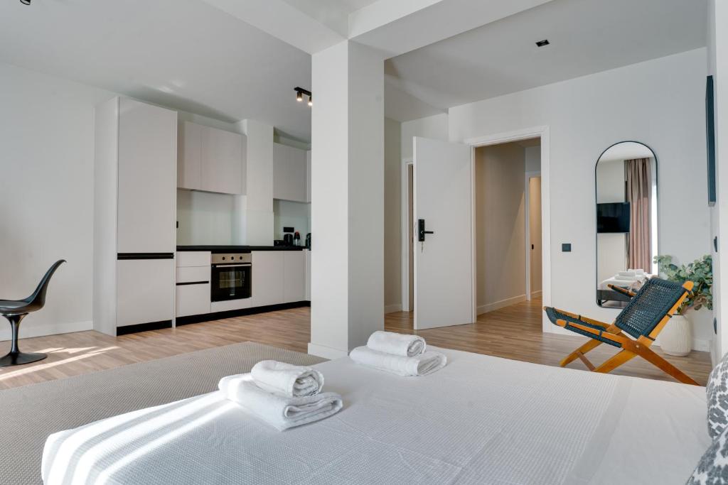 Skyline Spa Athens 130 B