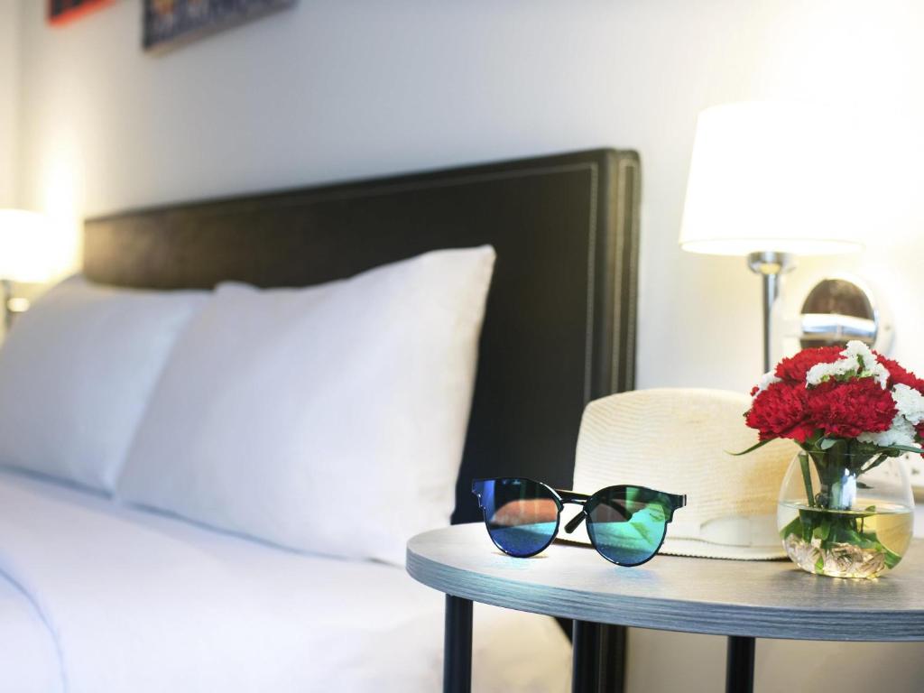 ibis Bangkok Sukhumvit 24 photo