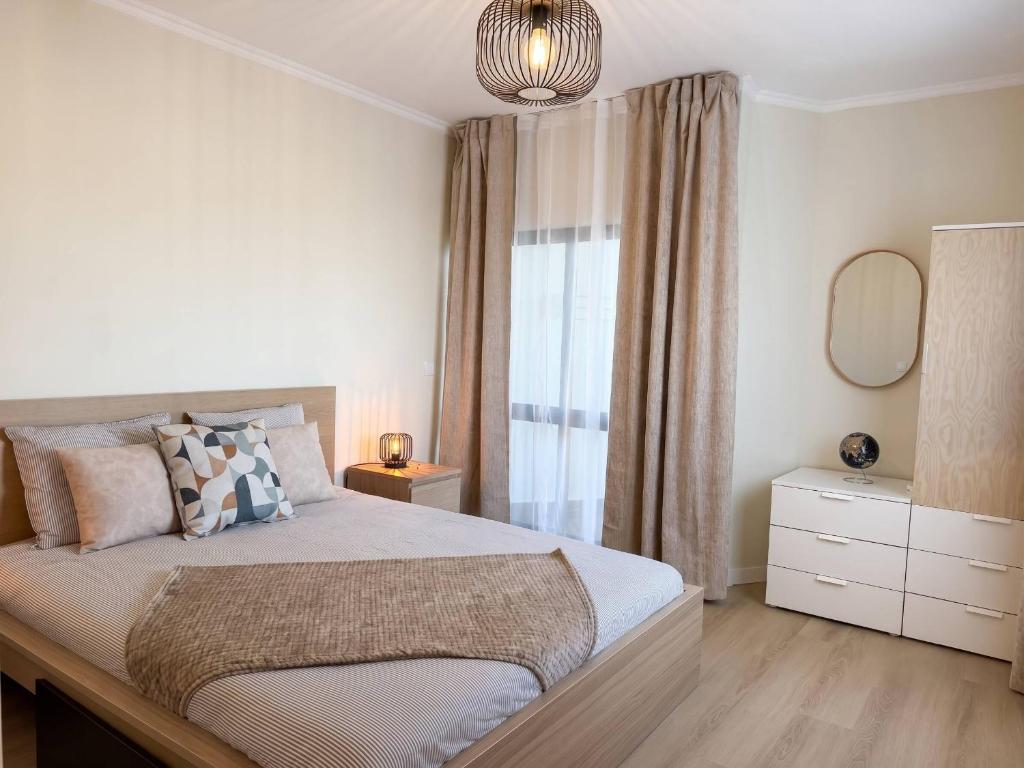 GO4Portugal - Magna - Sea view apartment Airco, balcony & pool