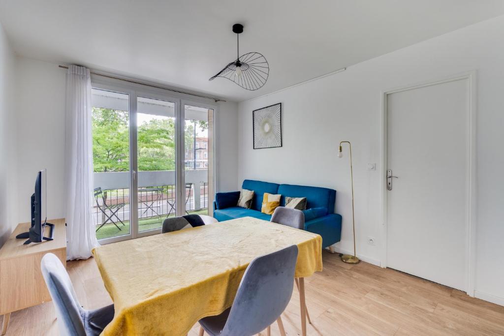 Le Scandinave - Vue Canal de Brienne & Balcon