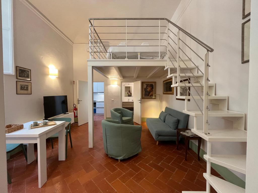 Pinti Apartment