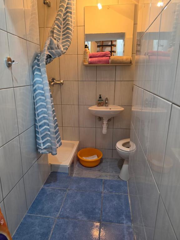 Studio Apartman Kaštel Kambelovac - Apartamento Estudio