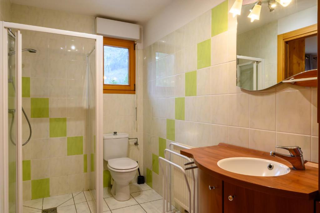 Chalet Les Genêts 2 - Spa et Sauna – photo 17