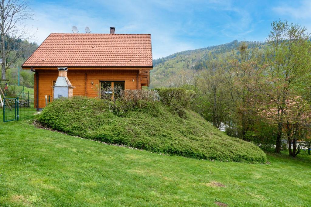 Chalet Les Genêts 2 - Spa et Sauna – photo 32