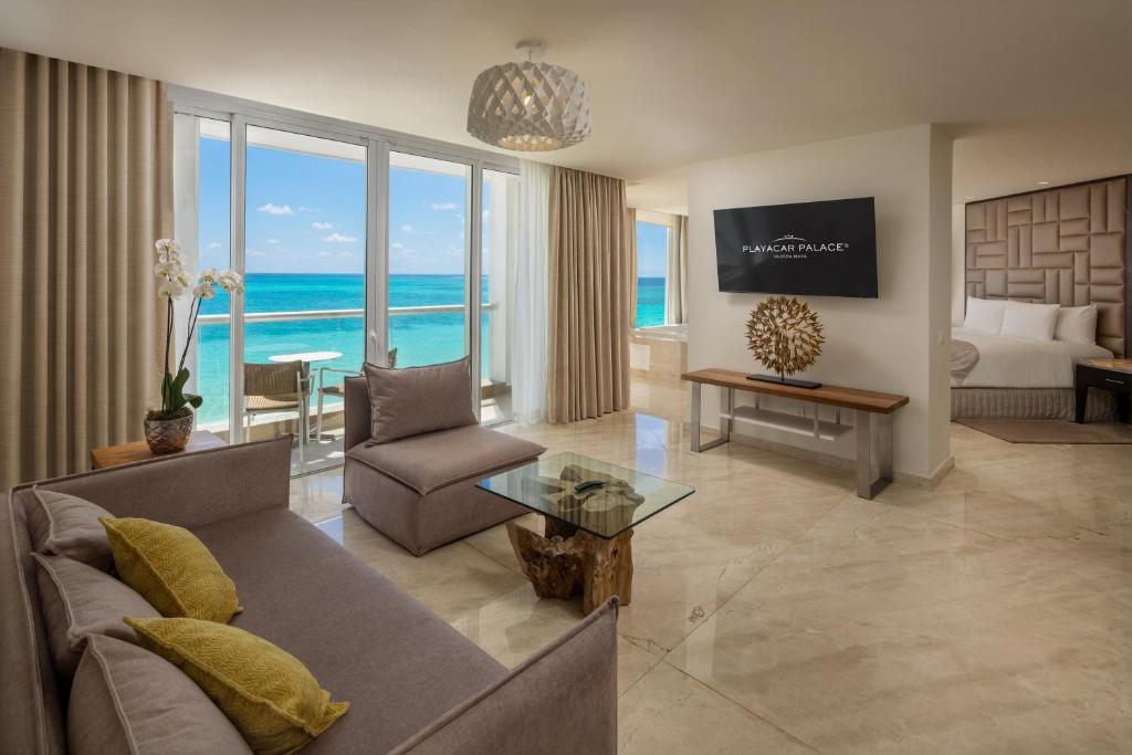 Playacar Palace - All Inclusive - Superior Governor Suite Ocean View - King Size Bed