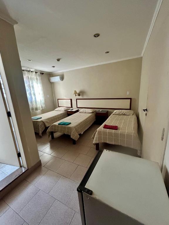 Hotel Brasil Pindamonhangaba - Habitación Triple Estándar