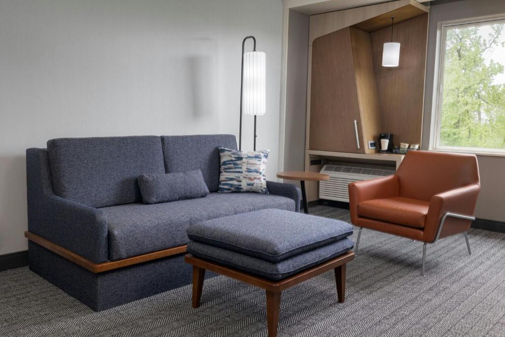 Courtyard Largo Medical Center Drive - King Suite Met 1 Slaapkamer En Slaapbank