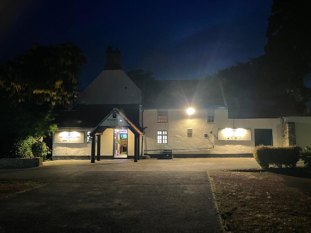 The Manor House Hotel Ferryhill - Housity