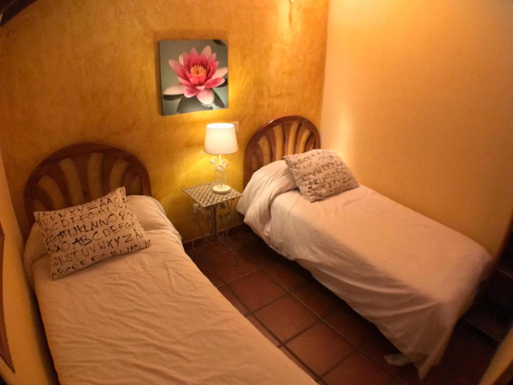 El Bulin de Horcajuelo - Two-Bedroom House With Terrace