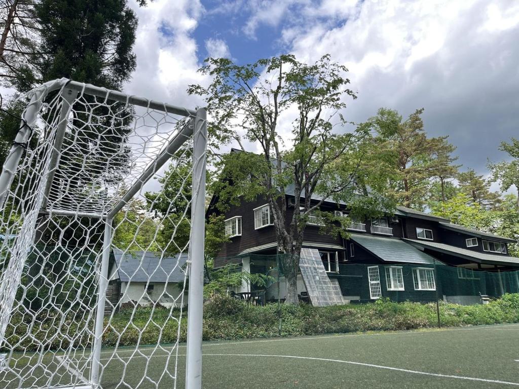 Tennis- og/eller squashfaciliteter på Pension Razteca eller i nærheden