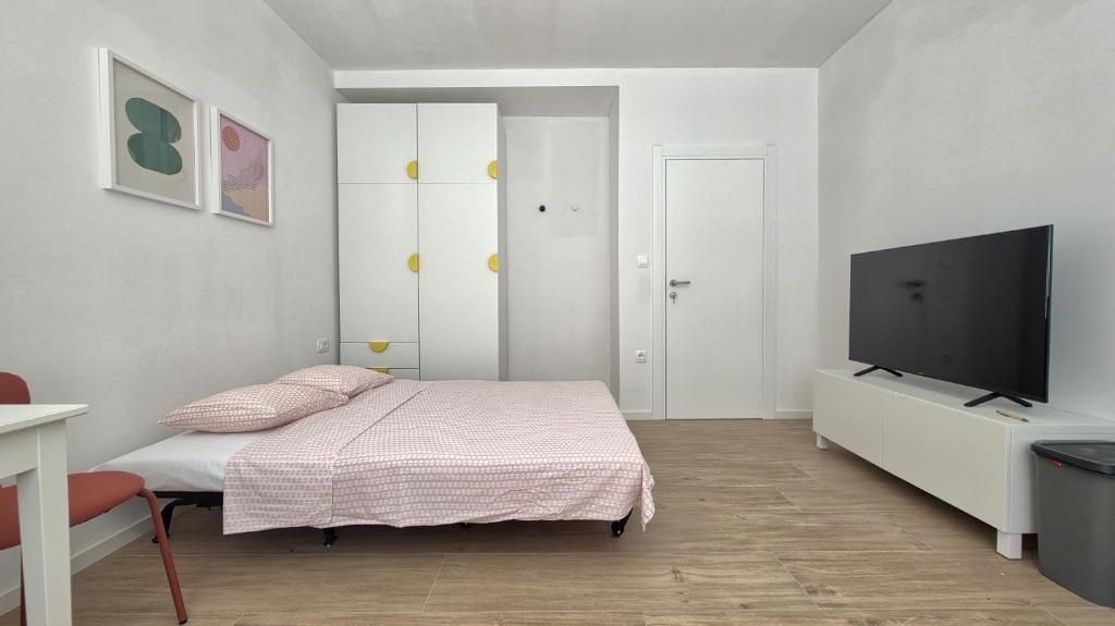 Uncle Apartment