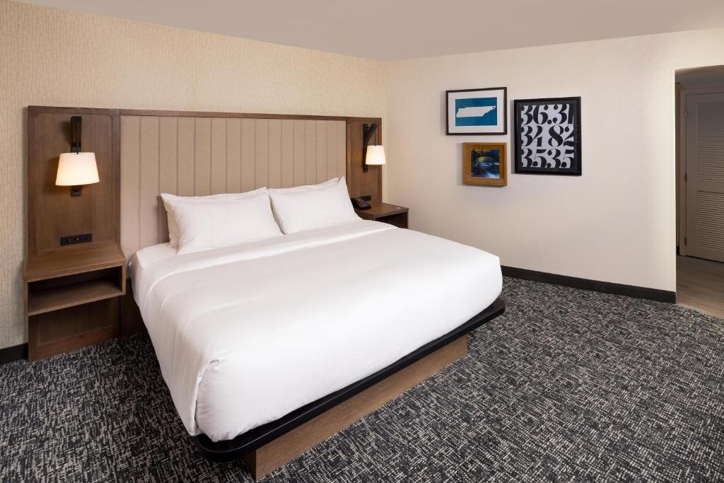 DoubleTree by Hilton Johnson City - Quarto King - Não Fumador