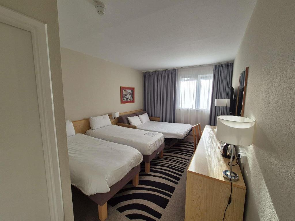 Novotel Manchester West - 