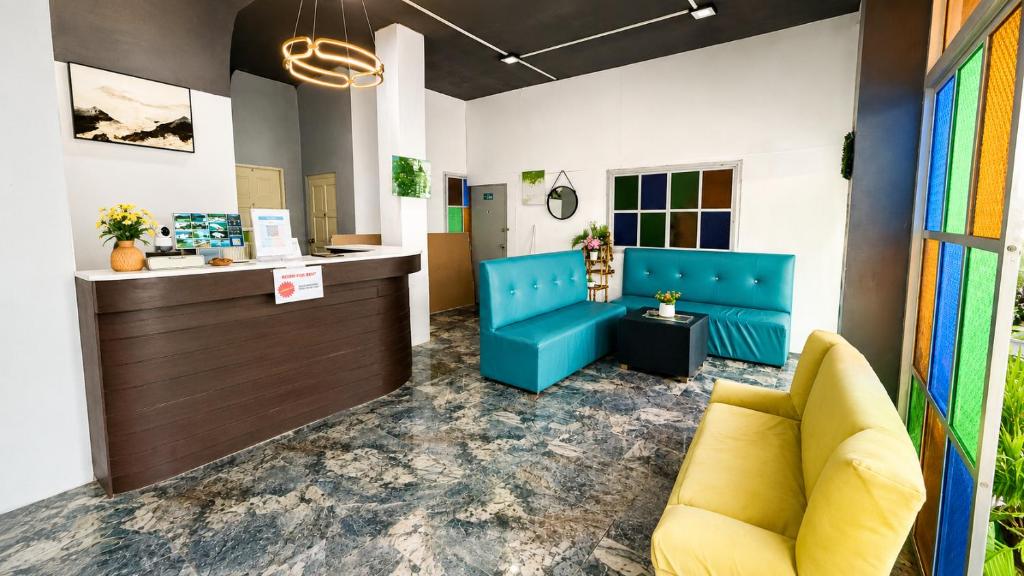 لابی و فضای عمومی Luxus Guesthouse Patong - تصویر ۵