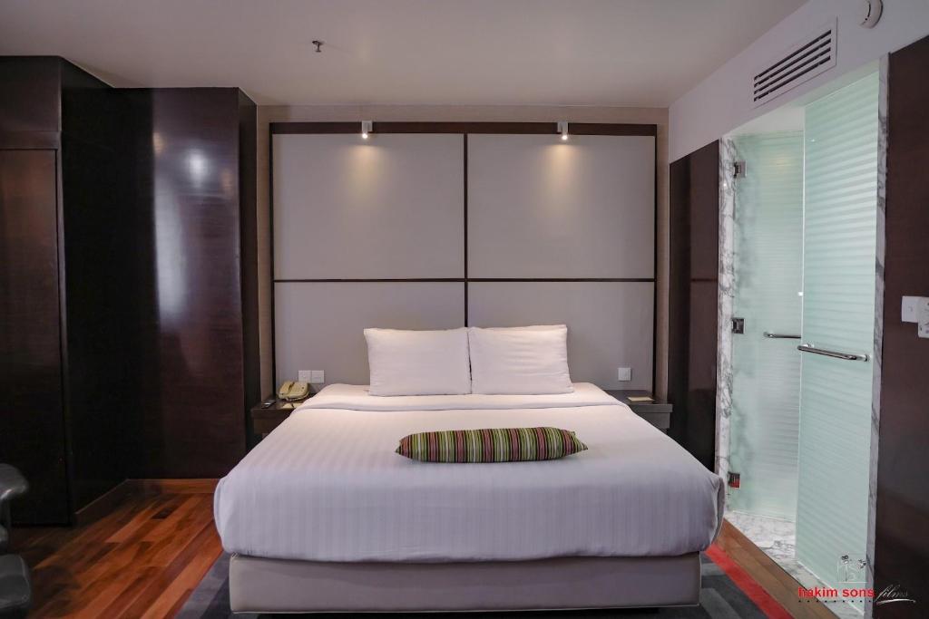 Avari Towers Karachi - 