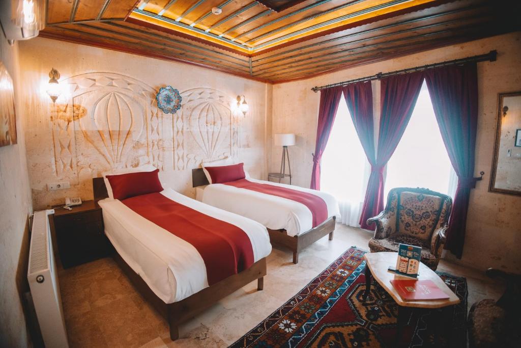 Balloon Cave Hotel - Standard Twin Room