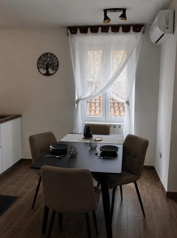 Apartment North
