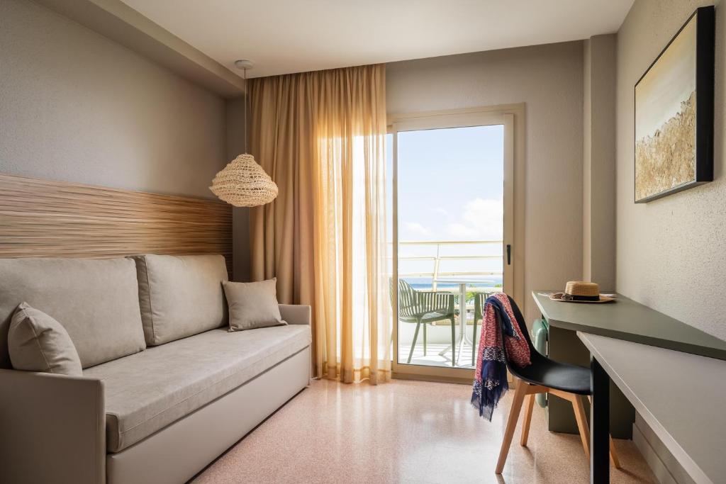 Hotel Mercury by ALEGRIA - 