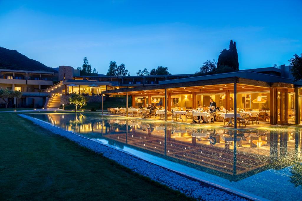 Is Molas Resort