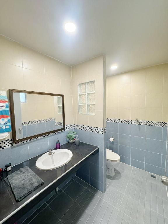 Sun and Moon House photo