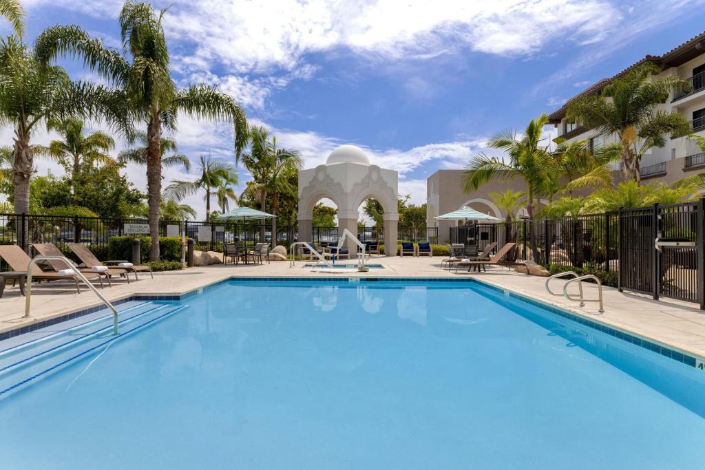 Courtyard San Diego Airport/Liberty Station photo