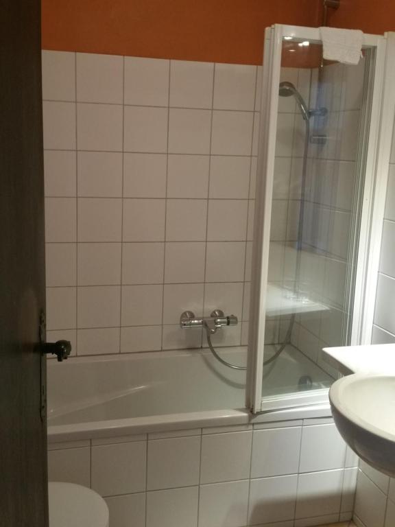 Koupelna v ubytování Haus Wartenberg