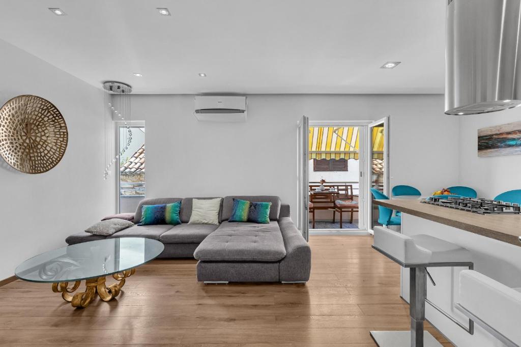Apartment Leona