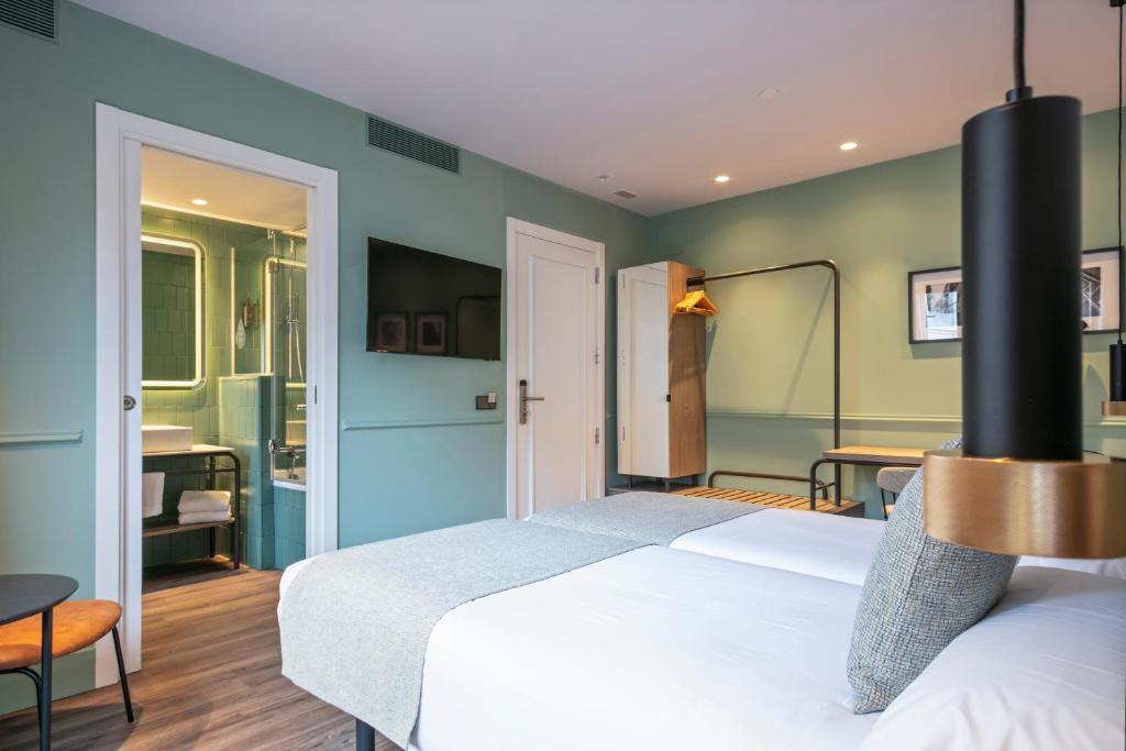 Hotel Via Augusta - 大型双床间