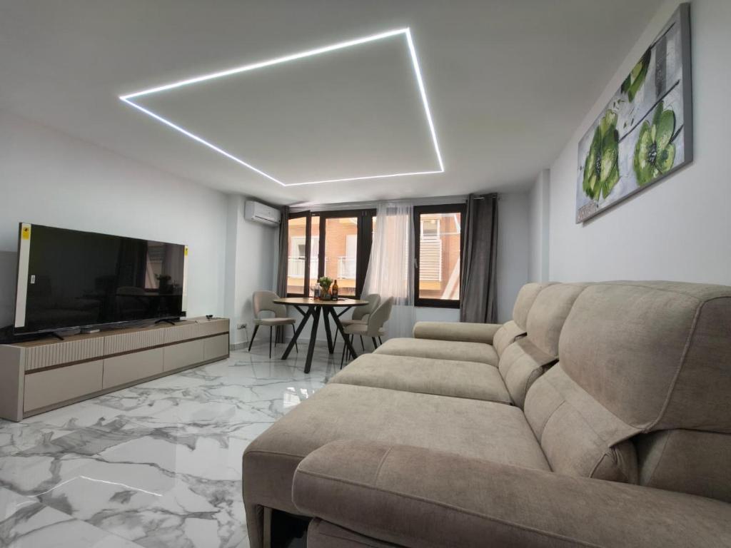 Alicante Modern Urban Apartment - Downtown & Cozy