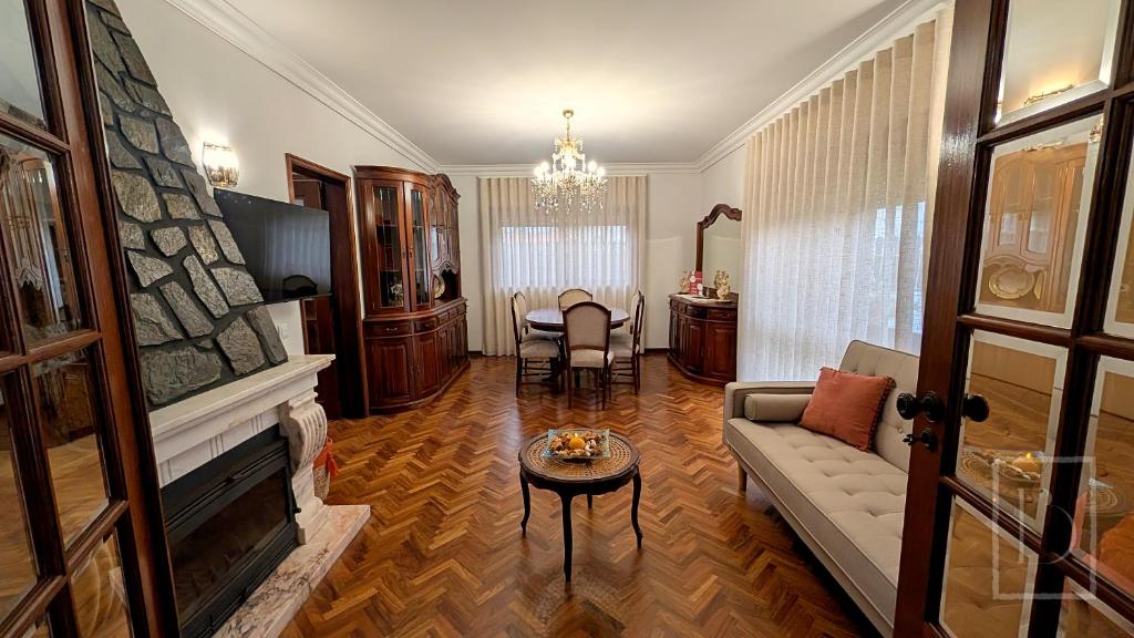 Casa Bartolomeu by Tertúlias & Arribas