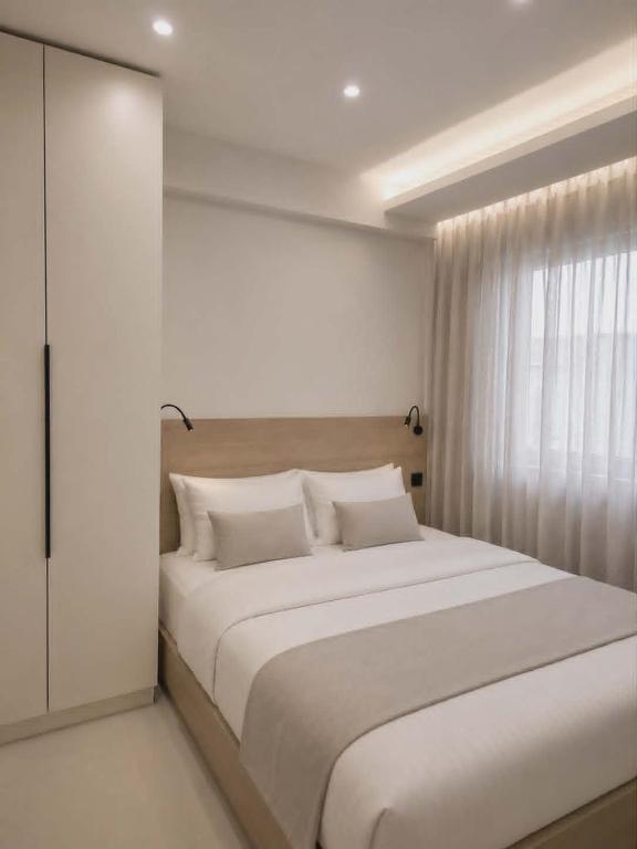 Le Moon Suites