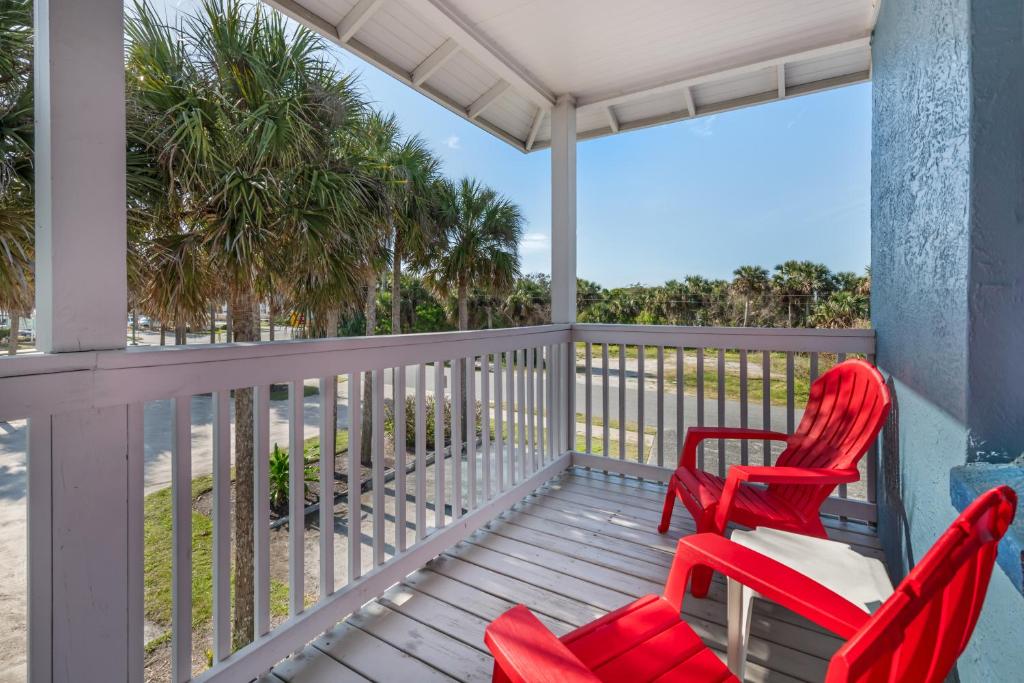 Coconut Palms Beach Resort II a Ramada by Wyndham - 