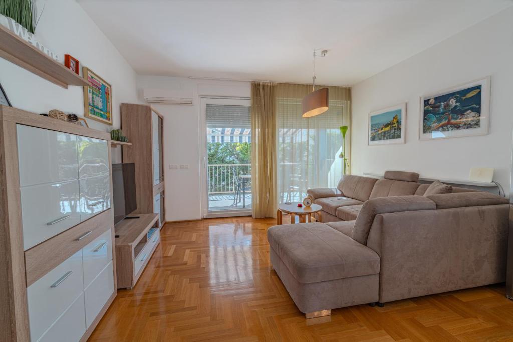 Adris apartment - private parking