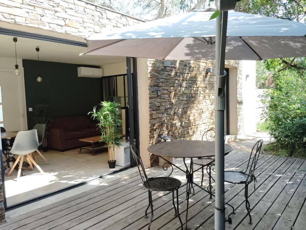 Maison individuelle jardin et balnéo