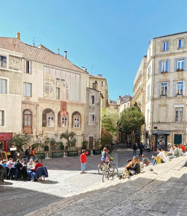 Studio plein centre Montpellier à 5 min de Gare et Place Comedie