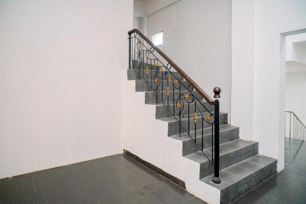 SANS Hotel Bobo Home Jambi - Housity