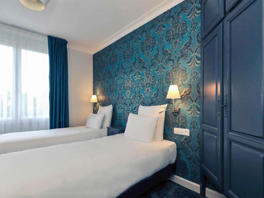 Mercure Paris Saint Cloud Hippodrome - Family Room - Two Connecting Rooms