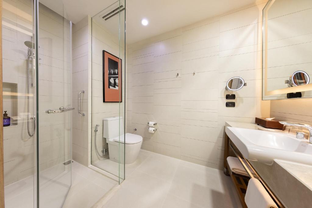 Eastin Grand Hotel Sathorn photo