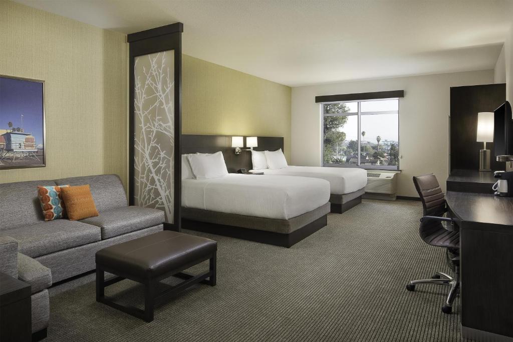 Hyatt Place Santa Cruz photo