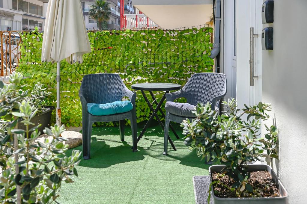 Kalimera Beach Apartments ,Town Experience