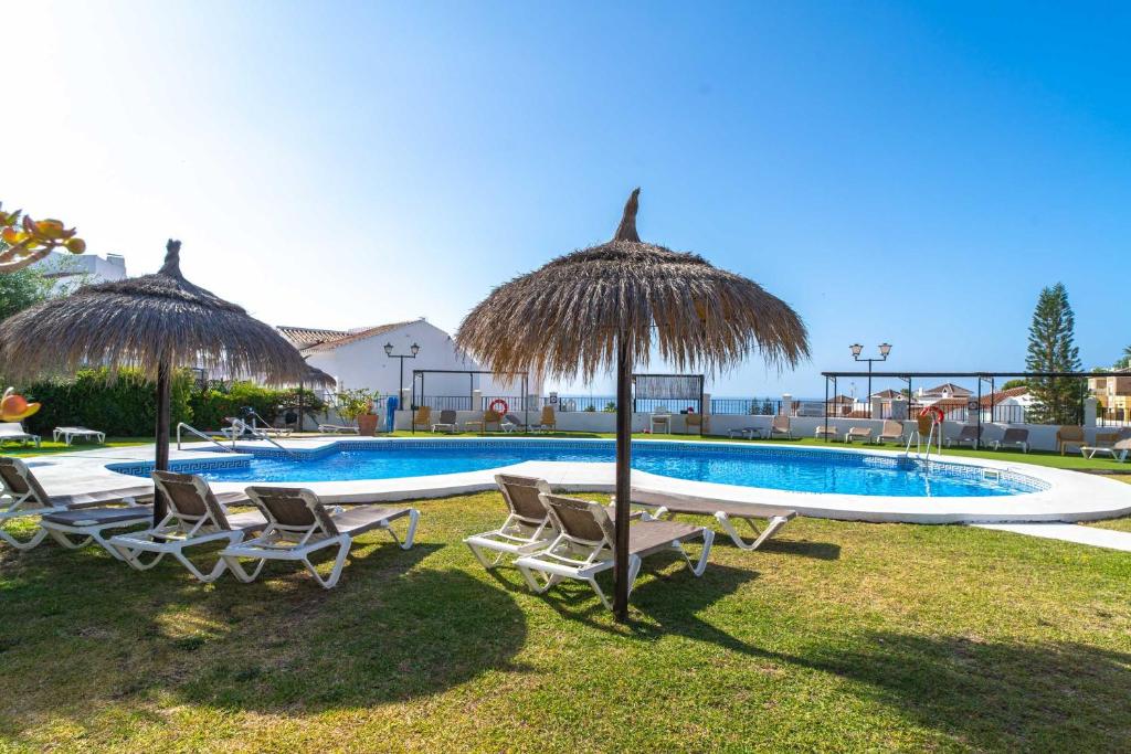 Tropicana 6C by Casasol - Townhouse with Sea Views, Terrace and BBQ