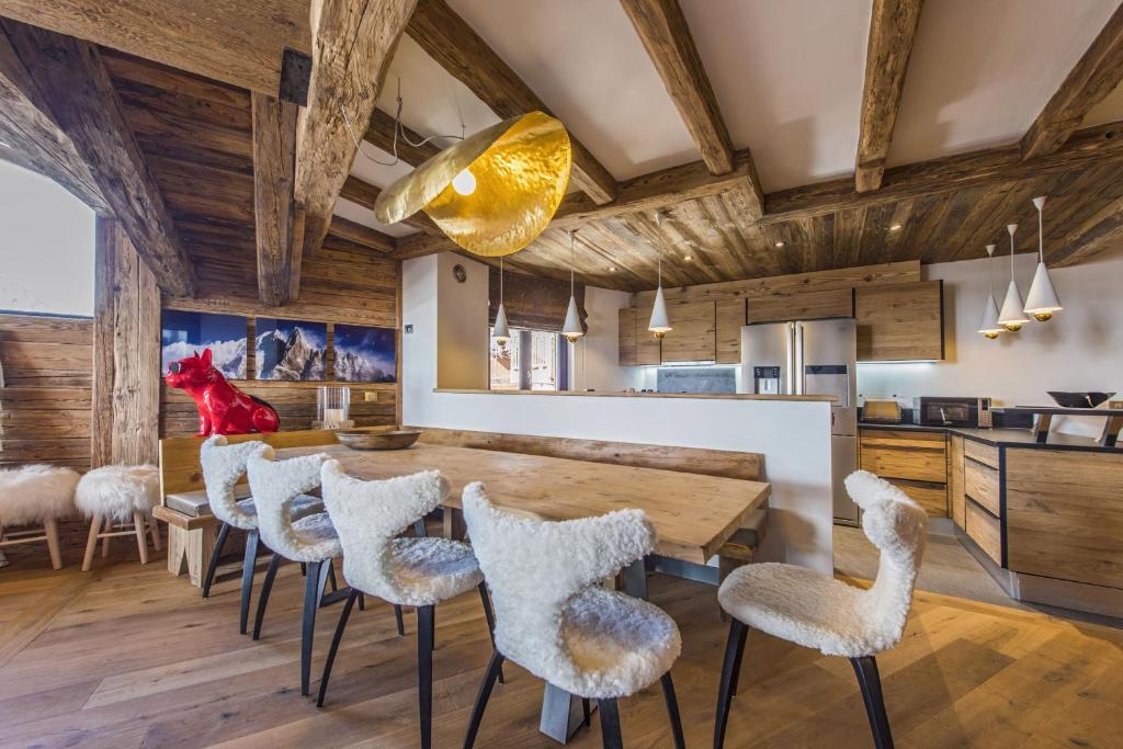 Penthouse Le Savoie - LES CHALETS COVAREL