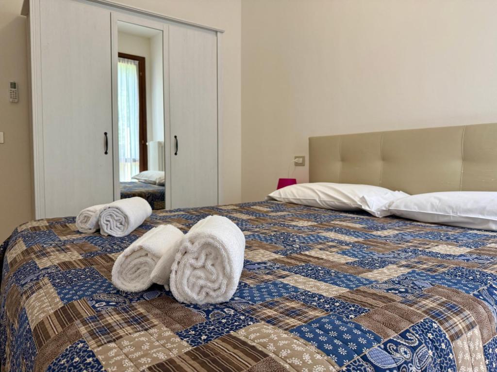 Le Terrazze del Garda - Immobili e Soluzioni Rent - Apartamento De Un Dormitorio Con Vistas Al Jardín