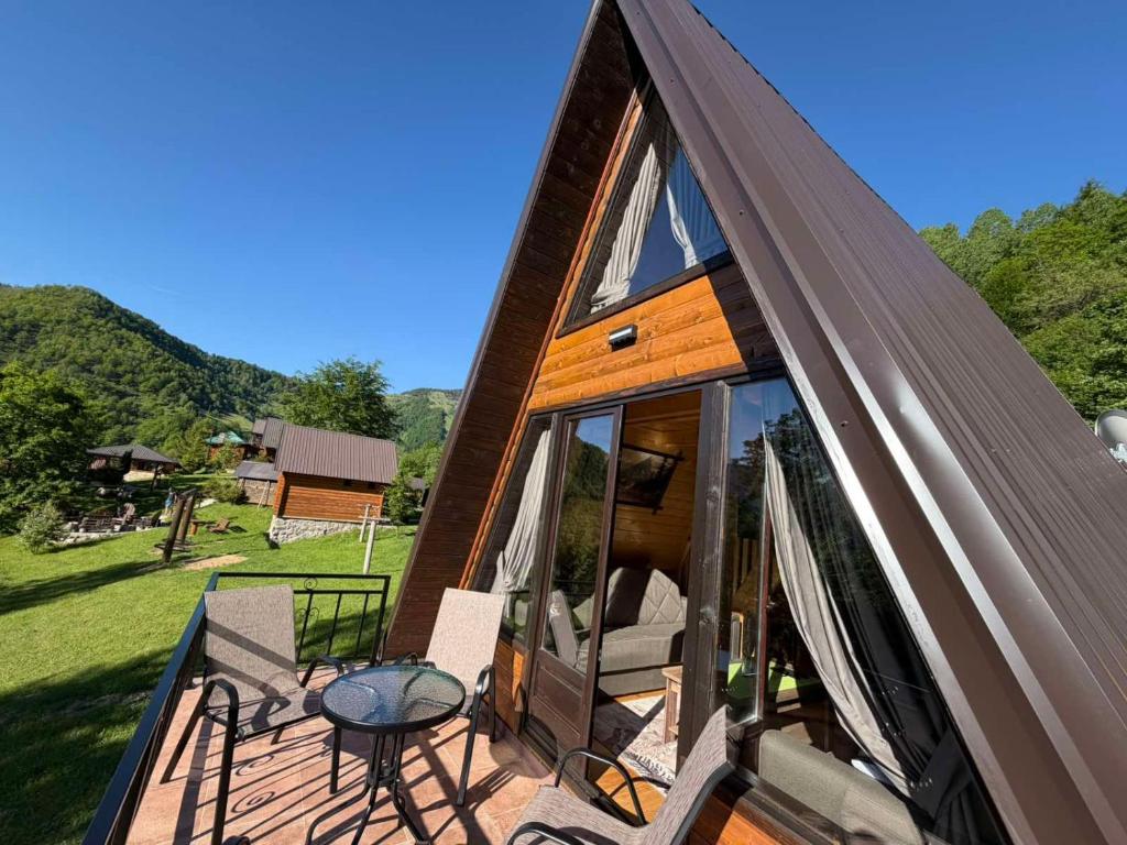 Gradine - Katun kamp - One-Bedroom Chalet