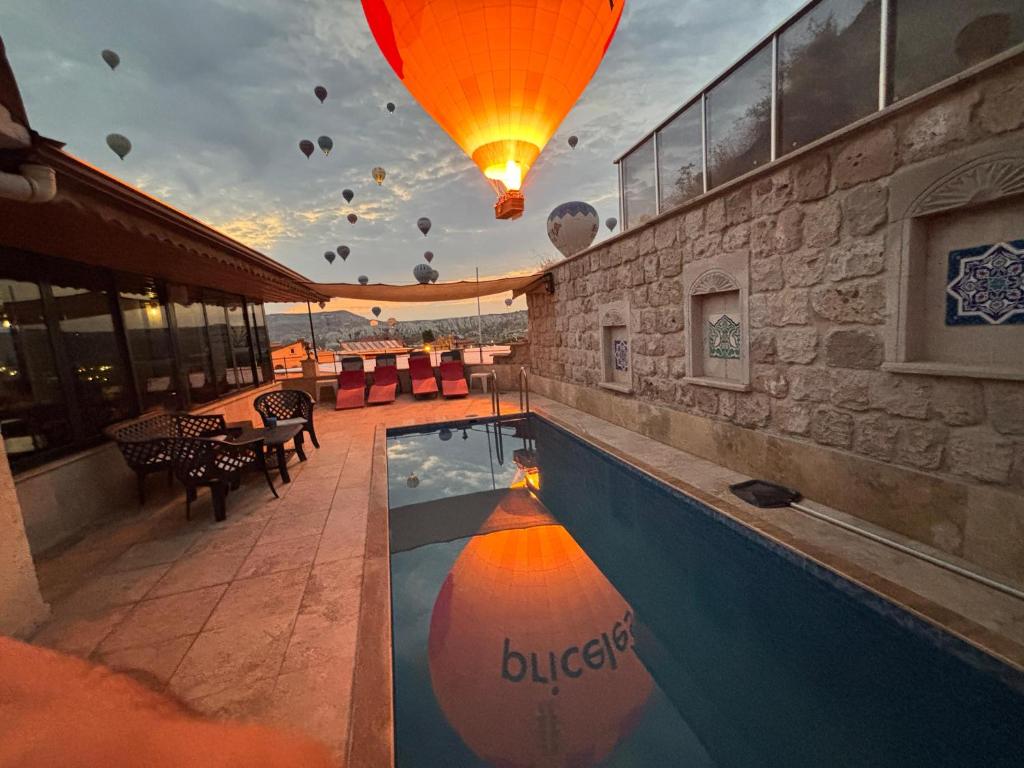 Balloon Cave Hotel - Housity