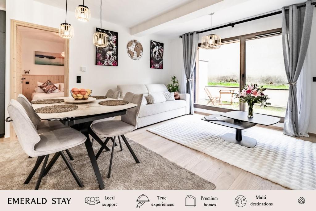 Apartment Eyna Morzine - by EMERALD STAY