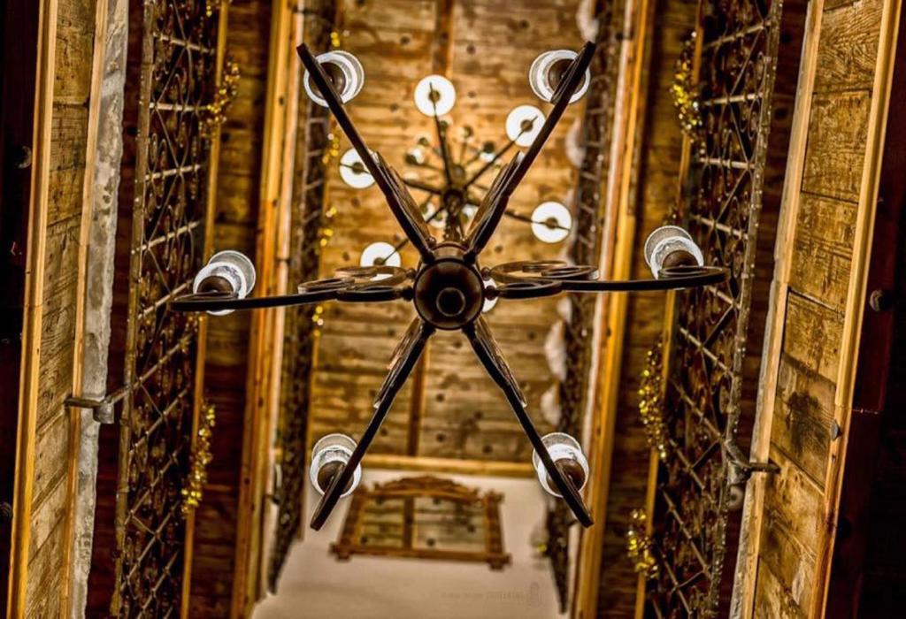 Фотография из галереи Kemerli Konak Boutique Hotel в Кирении