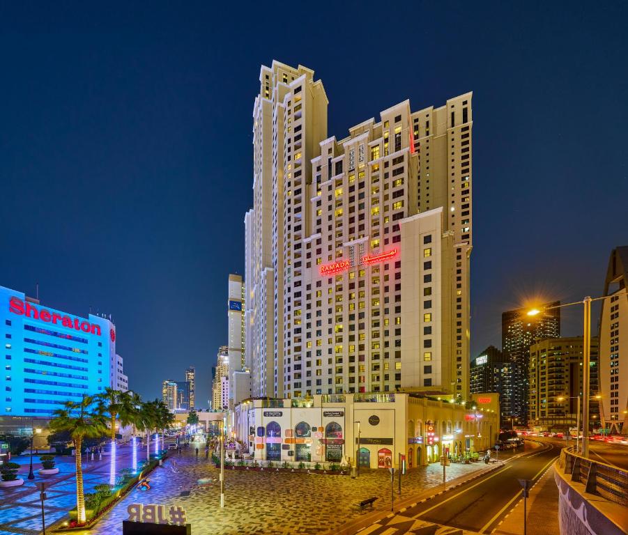 تصویر اتاق‌های Ramada Hotel, Suites and Apartments by Wyndham Dubai JBR - تصویر ۲