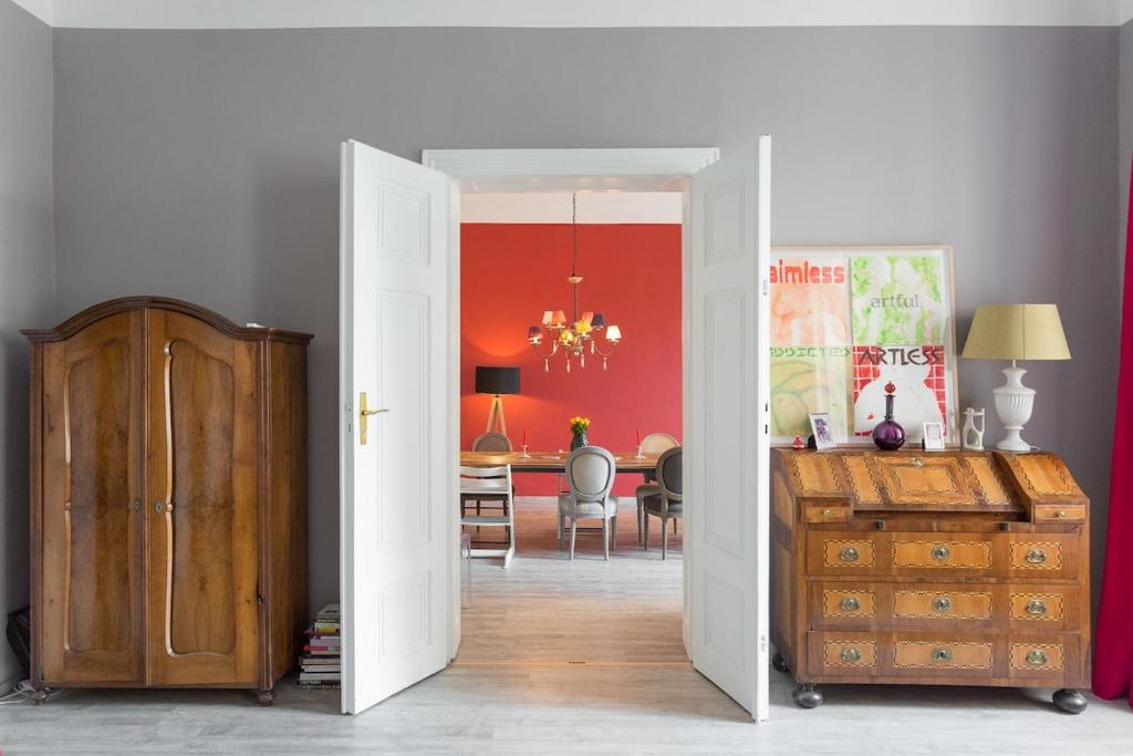 Generous Apartment Vienna Opera