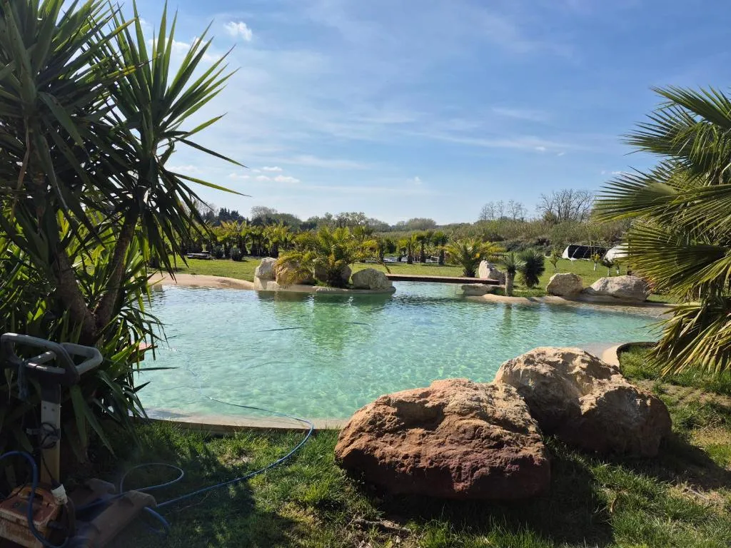 Le Mas des Cerisiers JACUZZI et SAUNA inclus pour tous les logements